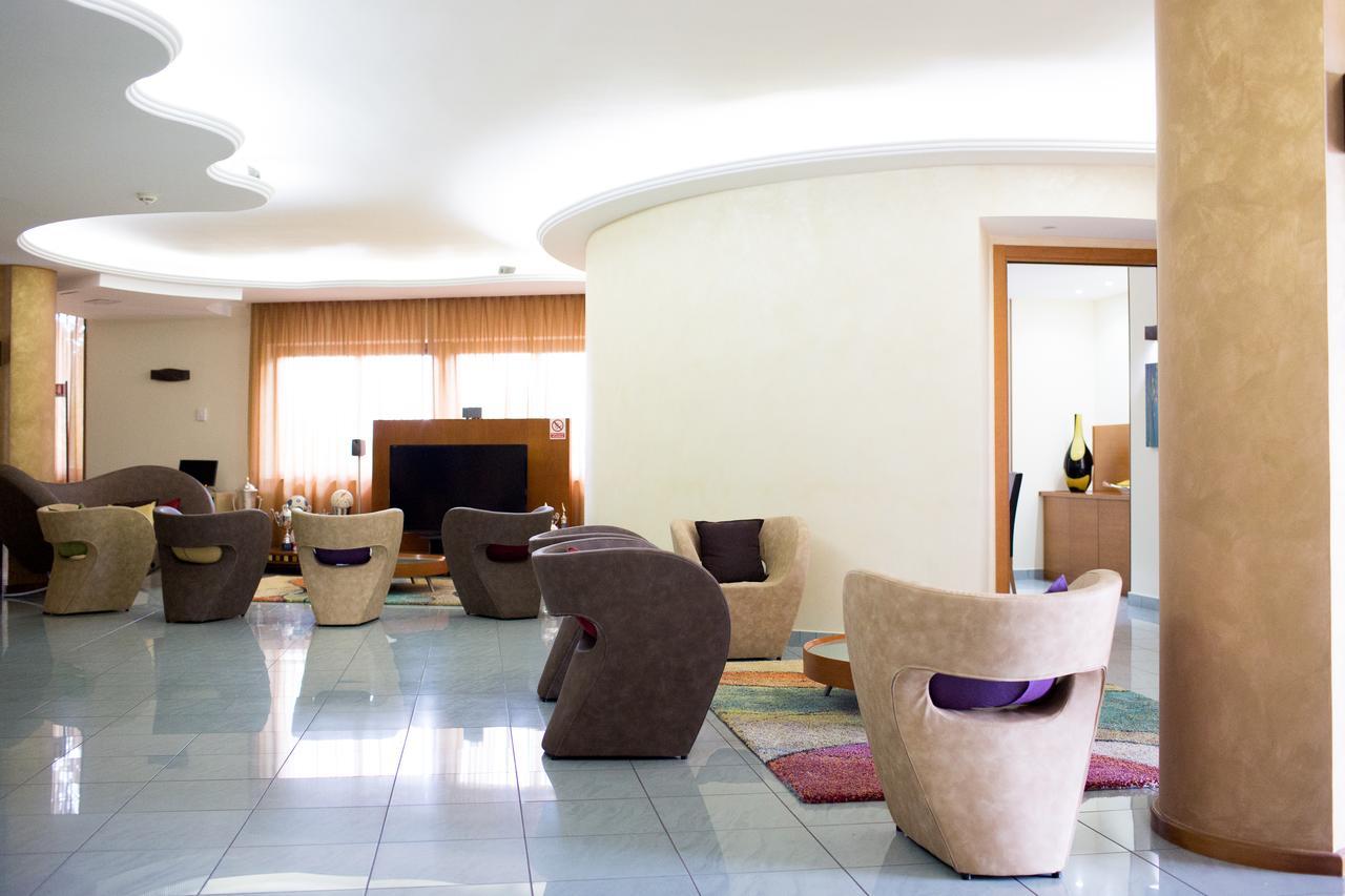Hotel Agora Sure Hotel Collection By Best Western ลาโกปาเตรีย ภายนอก รูปภาพ